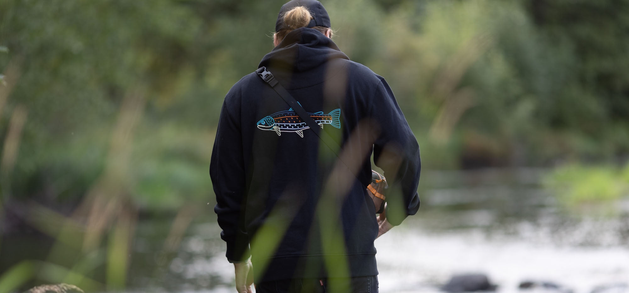 Hoodies & Sweaters - VAI-KO