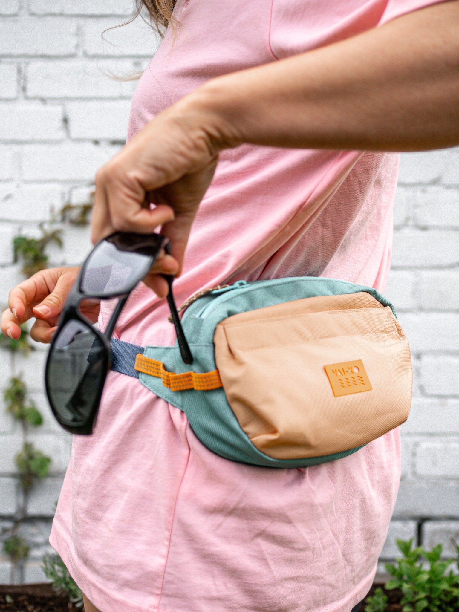 Detour Recycled PET Hip Pack - VAI - KOAccessories