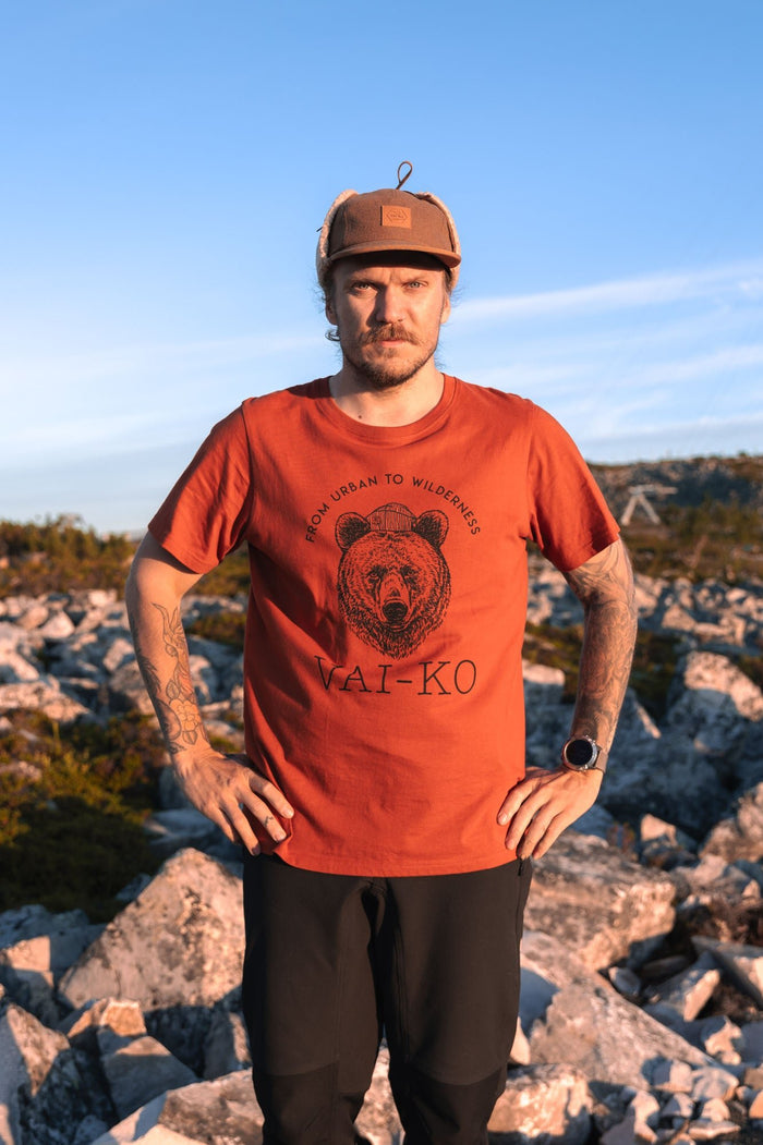 Organic Cotton Party Bear Men's T - shirt, Rust - VAI - KOShirts & Tops