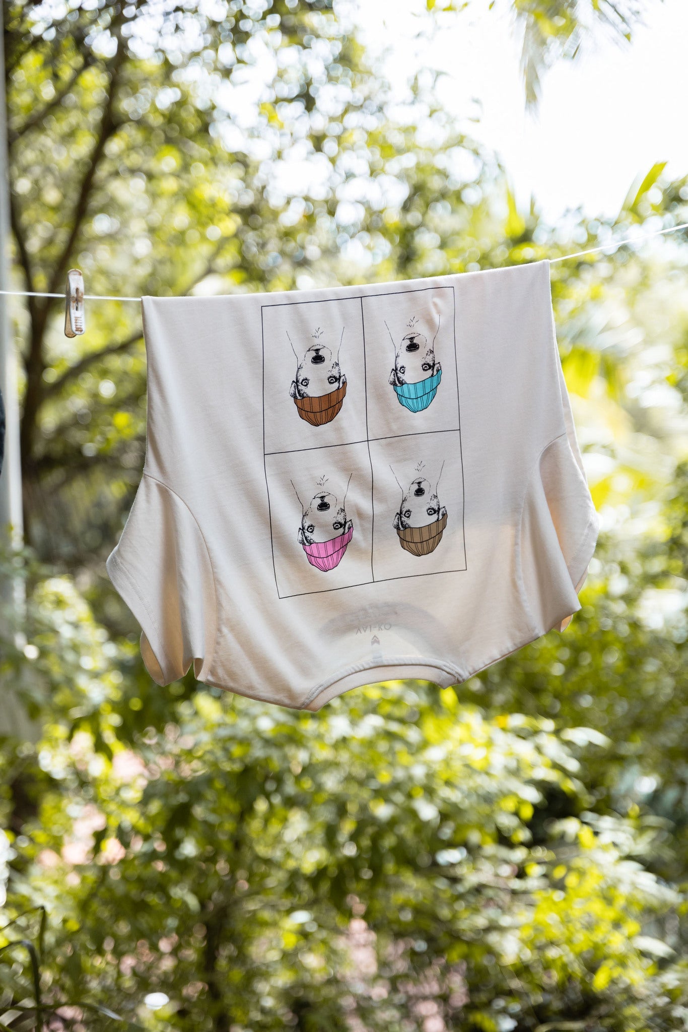 Pop Dog Organic Cotton T-shirt Men - VAI - KOShirts & Tops