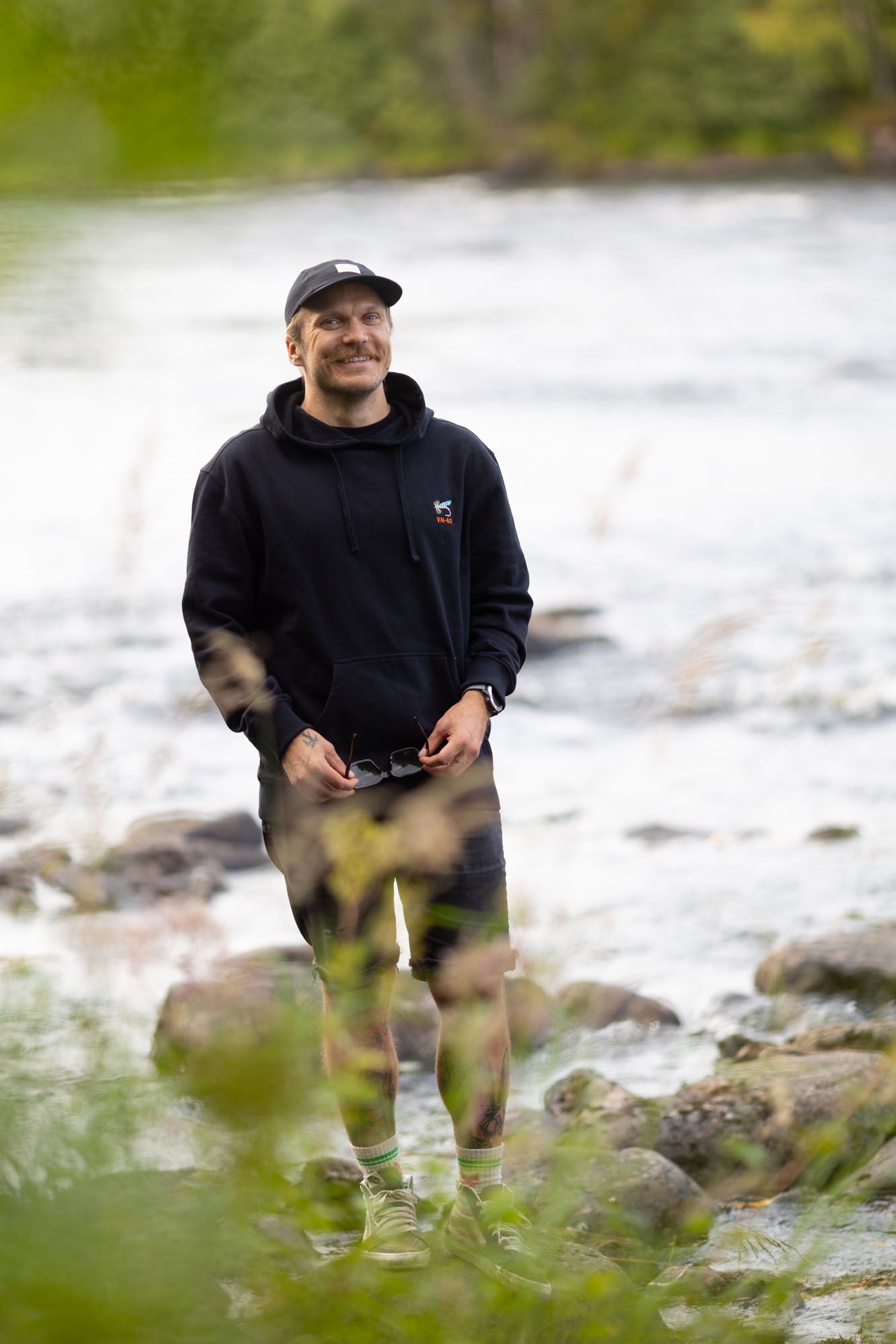 Rainbow Trout Organic Cotton Hoodie Men - VAI - KOShirts & Tops